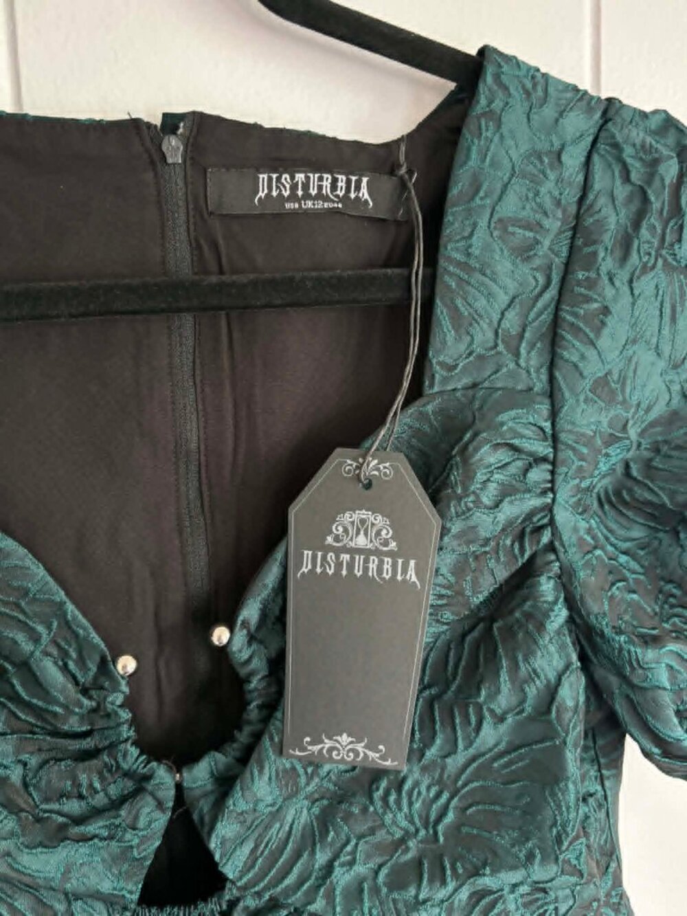Disturbia NWT Green babydoll puffy sleeved dress - Picture 3 of 8